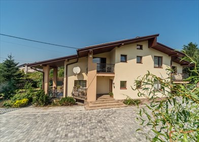 Sprzedam komfortowy dom 220 m² w Grojcu z garażem i tarasem dom Grojec, Marii Radziwiłł