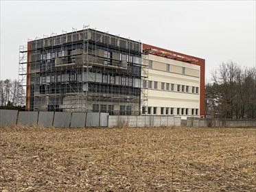 Obiekt przemysłowy 1500 m2 z windą i parkingiem lokal użytkowy Odolanów