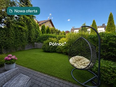 Przestronny dom 3 pok. z ogródkiem, garaż, gotowy do zamieszkania dom Bibice, Mokra