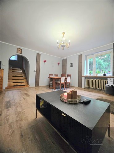 Do sprzedania przestronny dom 180 m² z ogrodem i nową kuchnią dom Błonie