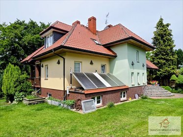 Przestronny dom z widokiem na jezioro i dodatkowym budynkiem dom Nowe Drawsko, Nowe Drawsko