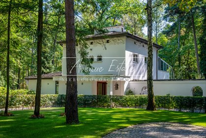 Ekskluzywny dom w Konstancinie-Jeziornej z ogrodem zimowym dom Konstancin-Jeziorna