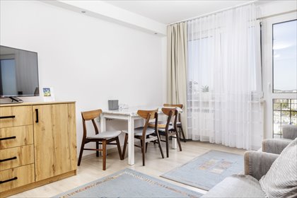Na sprzedaż jasne 2-pokojowe mieszkanie 46,2 m² z panoramicznym widokiem mieszkanie Kielce, Ksm, Karola Szymanowskiego