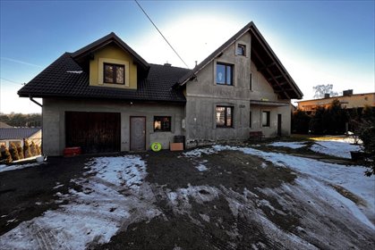 Dom z potencjałem, 2 niezależne mieszkania, widok na Beskidy dom Jasienica, Międzyrzecka