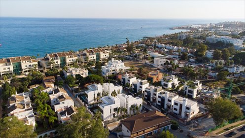 Sprzedam luksusowe wille 304 m² w Marbella Golden Mile dom Marbella Golden Mile