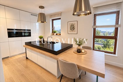 Polecam komfortowy dwupoziomowy apartament 97 m² z tarasem i ogrodem mieszkanie Warszawa, Mokotów, Obrzeżna