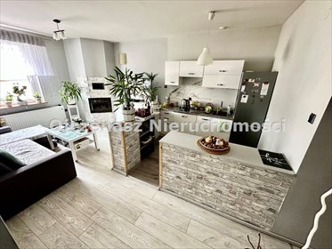 Do sprzedania przestronny dom 155 m² z garażem i fotowoltaiką mieszkanie Cierpice