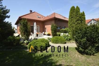 Zapraszam do obejrzenia domu 139 m² z dużym ogrodem i tarasem dom Spalona