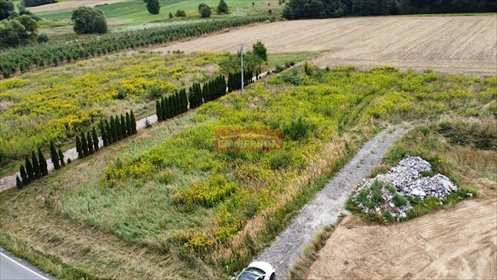 Na sprzedaż przestronna działka 1847 m² w Rudniku działka Rudnik