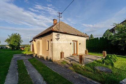 Urokliwy dom z dużą działką w Rusocicach – blisko natury dom Rusocice, Rusocice, Czernichów, Wiejska