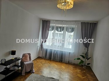 Zapraszam do obejrzenia przestronnej kawalerki 41 m² w Pabianicach mieszkanie Pabianice, Piaski, al. kard. Wyszyńskiego