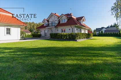 Przestronny dom z sauną, ogrodem 3600 m² i garażem dom Nowy Jadów