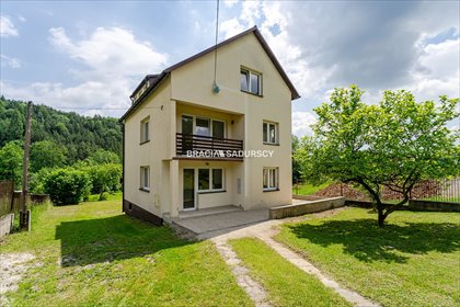 Na wynajem przestronny dom 170 m² z 4 łazienkami i 2 balkonami dom Szklary