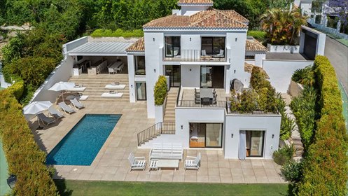 Sprzedam luksusową willę 415 m² z basenem i widokiem na morze dom Nueva Andalucia, Nueva Andalucia