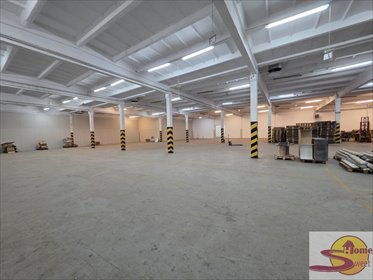 Wynajmę magazyn 1859 m² z zapleczem socjalnym i modułami magazyn Radom