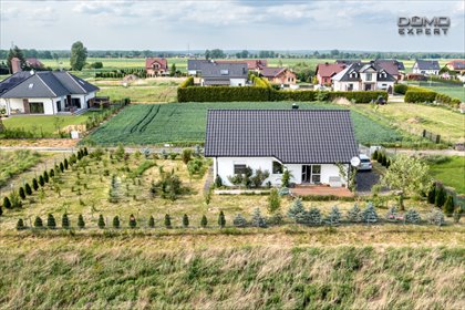 Urokliwy dom z ogrodem, 2 pokoje, kominek, taras dom Biała