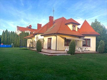 Na wynajem przestronny dom z ogrodem i altaną w Piasecznie dom Piaseczno, Piaseczno, Józefosław