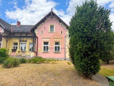 Na sprzedaż dom z duszą i dużą działką 750 m² w Ziębicach dom Ziębice