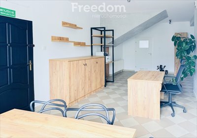 Lokal użytkowy na wynajem Krosno, Lwowska 86m2 Foto 3