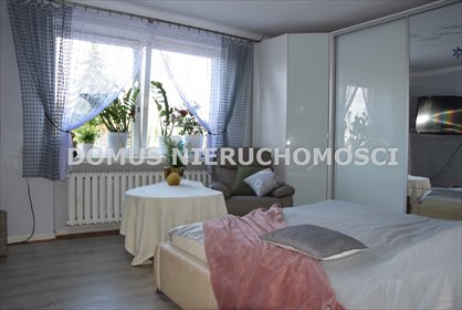 Dom 120m2 z dużym salonem i garażem w centrum Rogowa dom Rogów