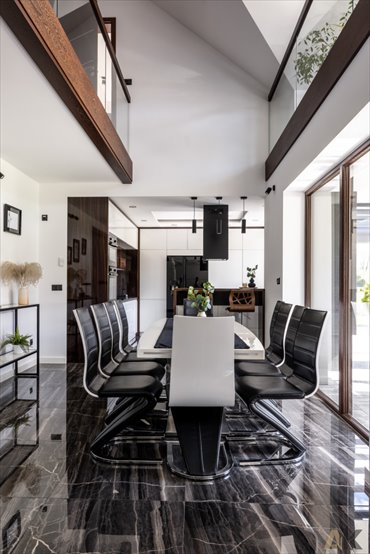 Polecam luksusową rezydencję 220 m² z nowoczesnym designem dom Grybów