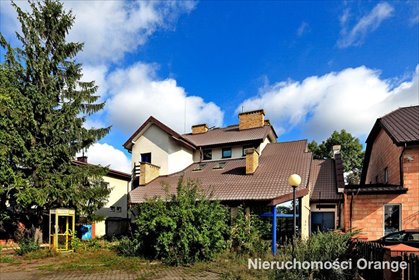 Nowoczesny dom 390 m² z usługami w Sannikach – inwestycja dom Sanniki, Sanniki, ul. Warszawska