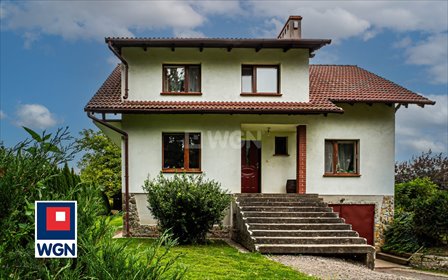 Do sprzedania przestronny dom 269,9 m² z 5 pokojami i garażem dom Rakowice, centrum