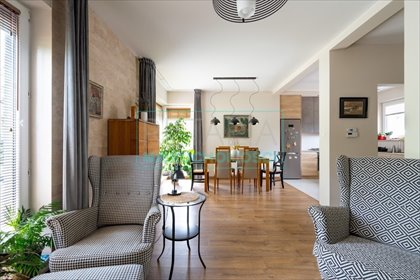 Gotowy dom skrajny z kominkiem i zagospodarowaną działką dom Grodzisk Mazowiecki