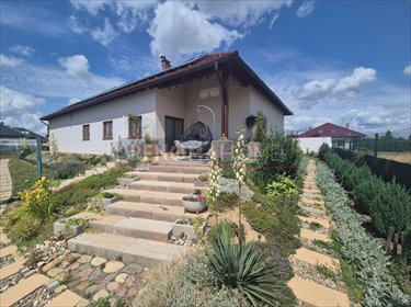 dom na sprzedaż 265m2 dom Legnickie Pole