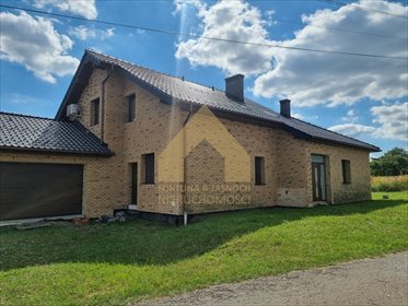 Przestronny dom dwurodzinny z garażem i dużą działką dom Mikołów, Jeżynowa