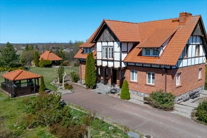 Sprzedam działkę 52 100 m² z nowoczesną rezydencją w Stegnach działka Stegny