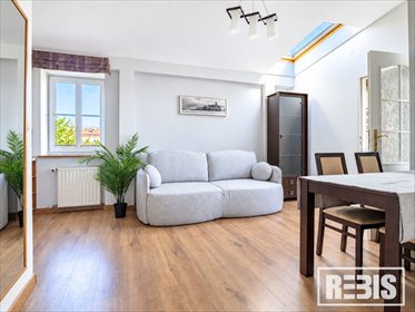 Sprzedam urokliwe mieszkanie 39,89 m² na poddaszu w Krakowie mieszkanie Kraków, Stare Miasto, Odona Bujwida