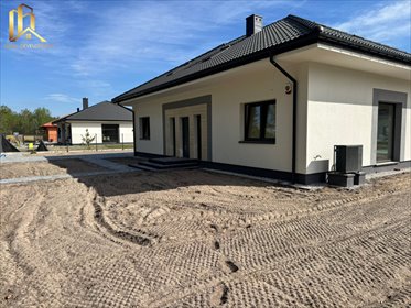 Nowoczesny dom 136,8 m² z tarasem i ogrodem w Piskórce dom Piskórka