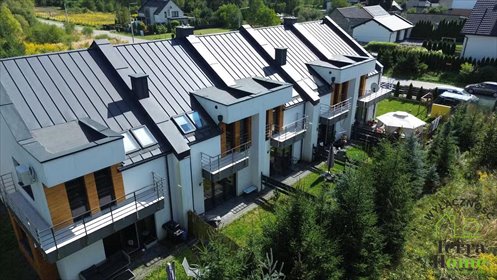 Nowoczesny segment z ogródkiem, garażem i 3 sypialniami dom Kielce, Ksm, Prosta