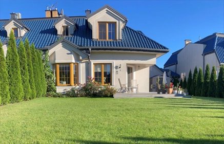 Na sprzedaż przestronny dom 244 m² z 5 pokojami w Józefosławiu dom Józefosław