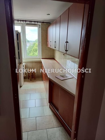 Przestronne 2-pokojowe mieszkanie z balkonem i oknem w kuchni mieszkanie Jastrzębie-Zdrój, Osiedle Pionierów, Śląska