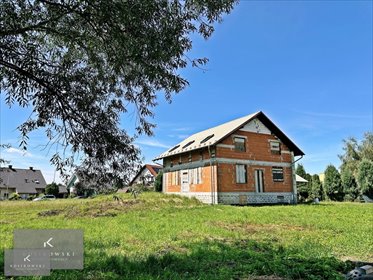 Dom surowy z dużym potencjałem, 167 m², garaż, działka 12 arów dom Namysłów, Ignacego Krasickiego