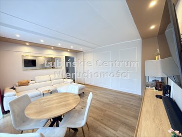 Sprzedam przestronne 3-pokojowe mieszkanie 73 m² z balkonem w Lubinie mieszkanie Lubin, Polne