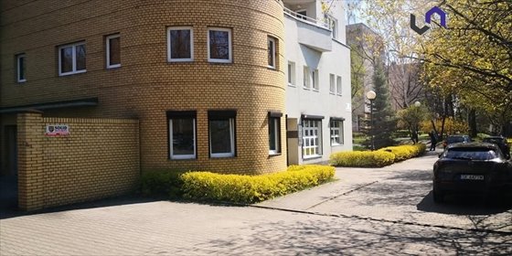 Sprzedam przestronny lokal użytkowy 134,8 m² w Katowicach lokal użytkowy Katowice, Brynów, Łabędzia