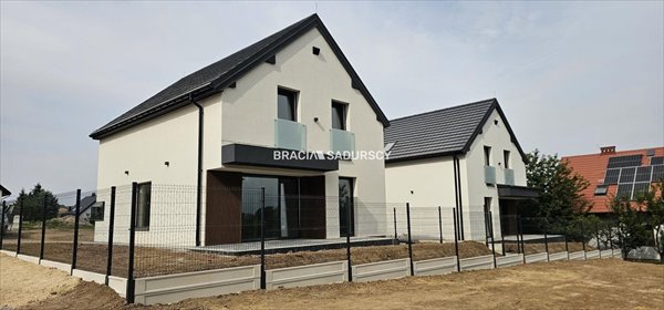 dom na sprzedaż 140m2 dom Kocmyrzów-Luborzyca, Sportowa