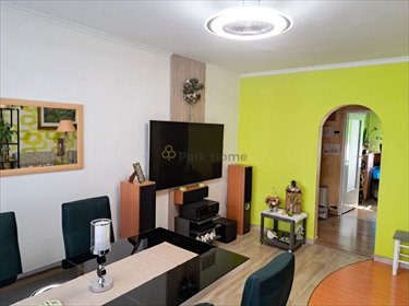 Do sprzedania przestronne 4-pokoje z balkonem i piwnicą mieszkanie Leszno
