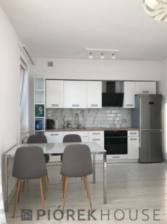 Dwupoziomowe 136 m² dla 2 rodzin, balkon, parking mieszkanie Marki, Hetmańska