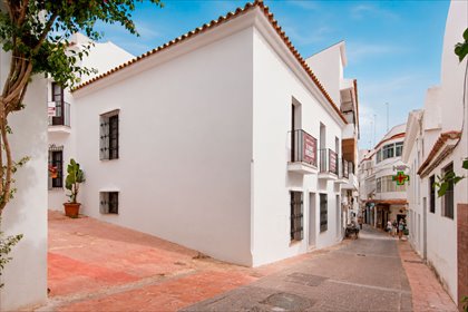 Polecam nowoczesny dom szeregowy 124 m² w Esteponie dom Estepona Old Town, Estepona Old Town