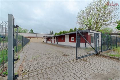 Wyremontowany lokal biurowy z dużym parkingiem, 107 m² lokal użytkowy Tychy, Stare Tychy