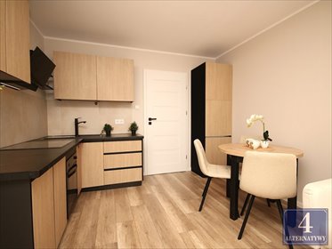 Na sprzedaż komfortowe 39 m² w Tarnowie z pełnym wyposażeniem mieszkanie Tarnów, Strusina, Kościuszki