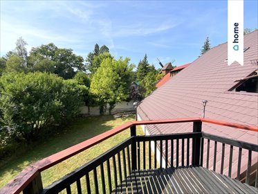 Urokliwa willa nad rzeką z panoramicznymi oknami dom Jaracz, Generała Józefa Hallera