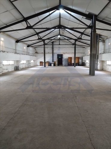 Magazyn 400 m² z wysokim stropem i ogrzewaniem. magazyn Warszawa, Targówek