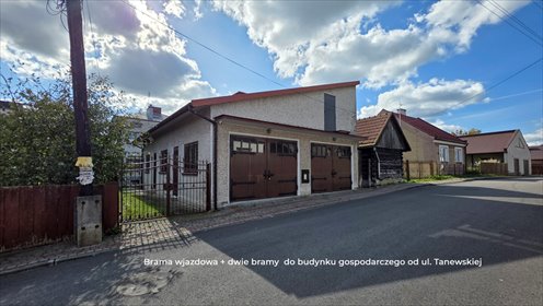 Przestronny dom z dwoma wjazdami i garażami, 166 m2 dom Ulanów, Bartosza Głowackiego