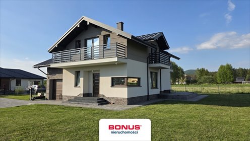 Nowoczesny dom 191 m² z garażem, kominkiem i ogrzewaniem podłogowym dom Krosno