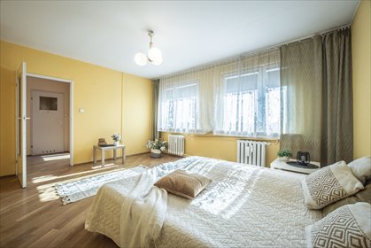 Mieszkanie z prywatnym biurem | Pabianice mieszkanie Pabianice, Władysława Broniewskiego
